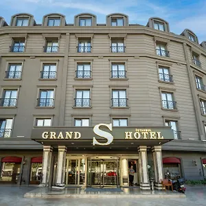 Hotel Grand S