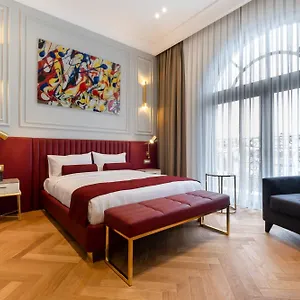 Hotel New Old Town