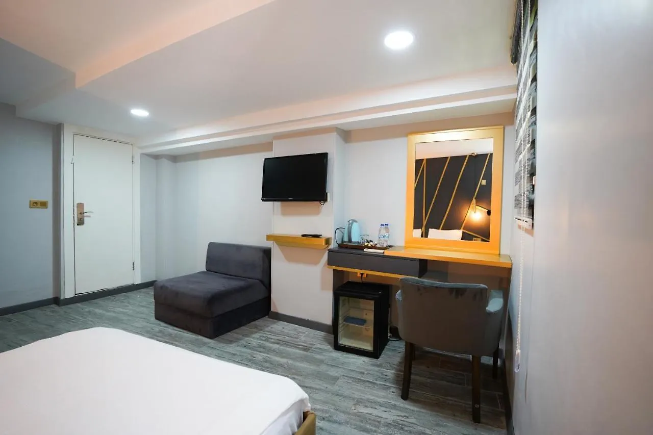 Time Hotel Mecidiyekoy Istanbul 2*,  Turkey